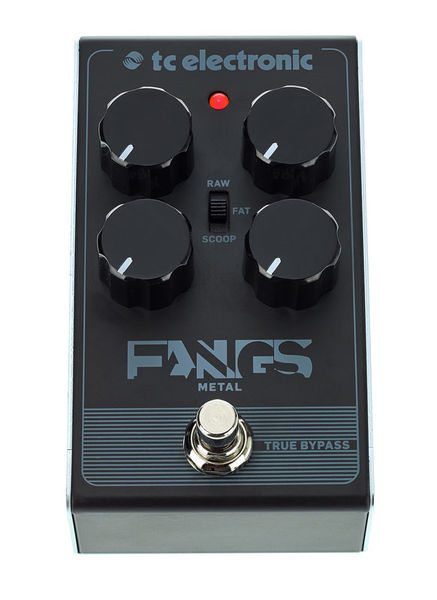 tc electronic fangs metal distortion effects pedal