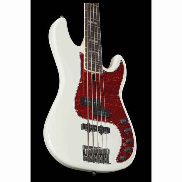 marcus miller p7 alder 5