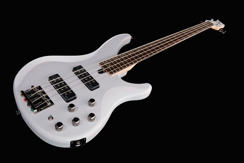 yamaha bass 504