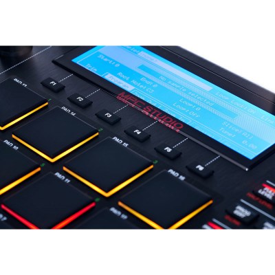 Akai MPC Studio black