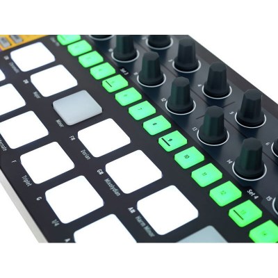 Arturia Beatstep Pro Black Edition