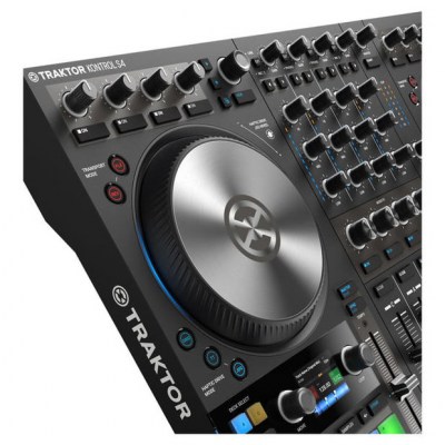 Native Instruments Traktor S4 MK3