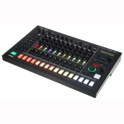 Roland TR-8S