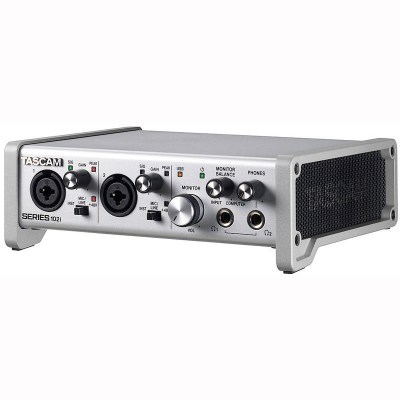 Tascam Series 102i