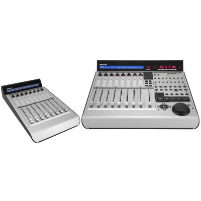 MACKIE Control Universal Pro Bundle