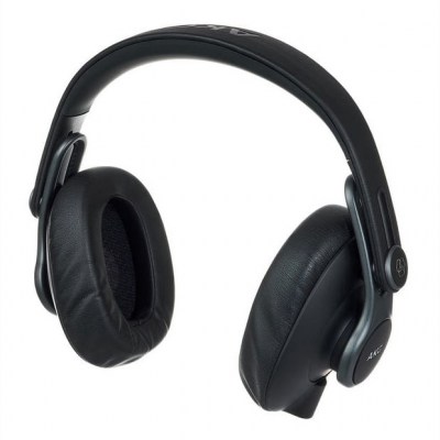 AKG K-371