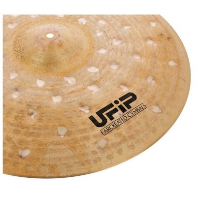 Ufip 20" Blast Extra Dry Crash