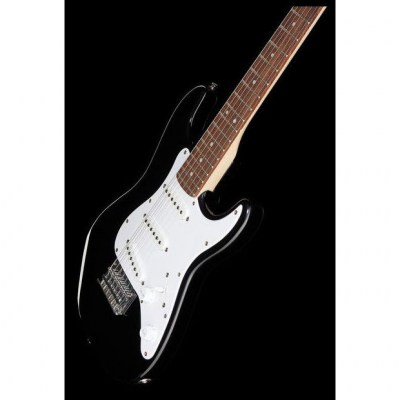 Squier Mini Strat V2 BK IL Bundle
