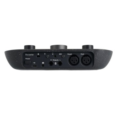 Focusrite Vocaster Two Headphone Bundle