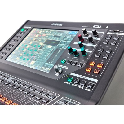 Yamaha QL1 Case Bundle