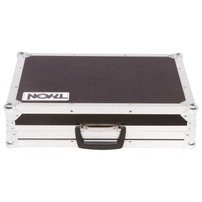 AKAI Professional MPC Live III Case Bundle