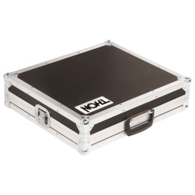 AKAI Professional MPC Live III Case Bundle