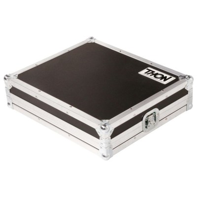 AKAI Professional MPC Live III Case Bundle