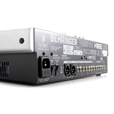 Behringer Xenyx X1832 USB