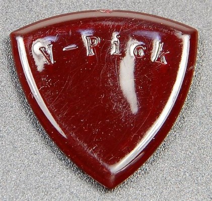 V-Picks Small Pointed Rubin Rot