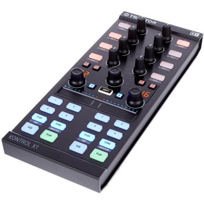 Native Instruments Traktor Kontrol X1 MkII