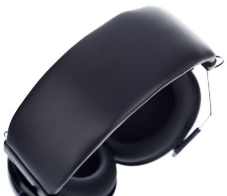 the t.bone HD 990D