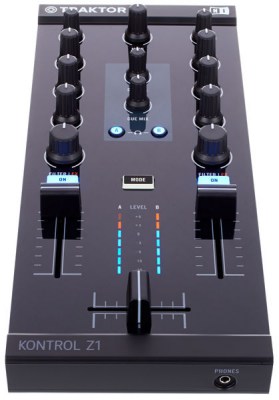 Native Instruments Traktor Kontrol Z1 Lightning