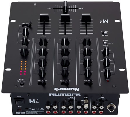 Numark M 4 Black